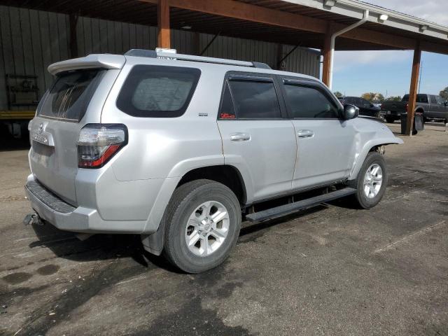 2019 TOYOTA 4RUNNER SR - JTEBU5JR1K5690026