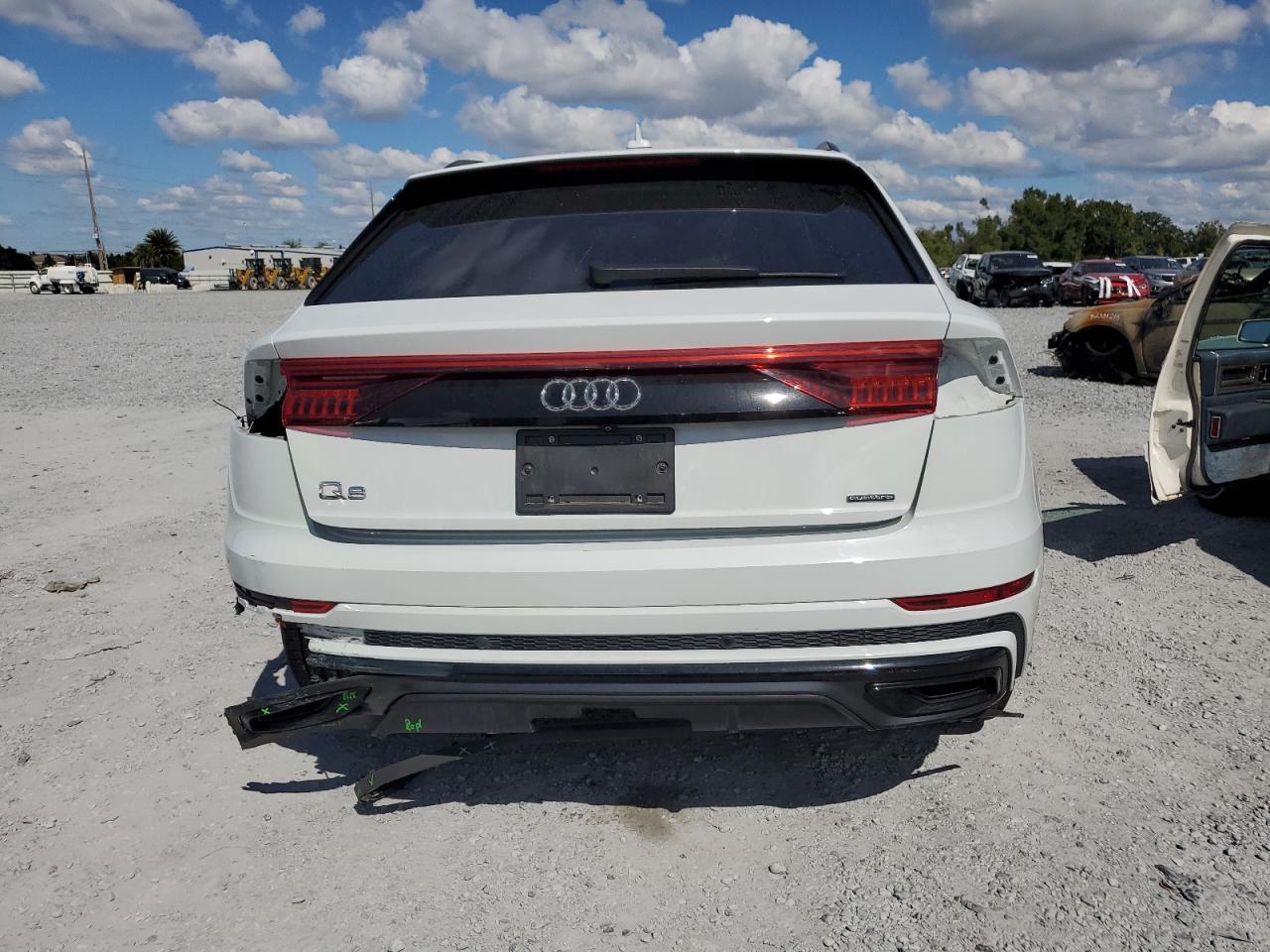 AUDI Q8 PRESTIGE S-LINE