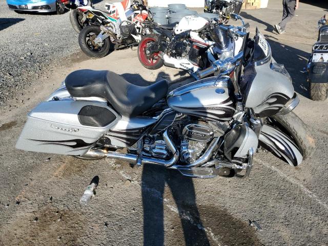 2015 HARLEY-DAVIDSON FLHXSE CVO 1HD1PXN1XFB955202