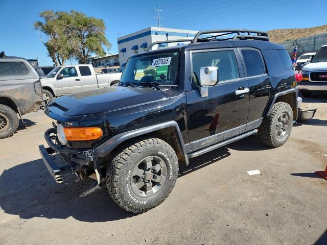 TOYOTA FJ CRUISER