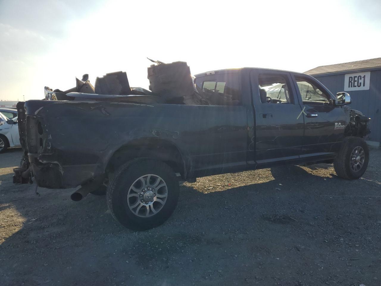 RAM 2500 LARAMIE