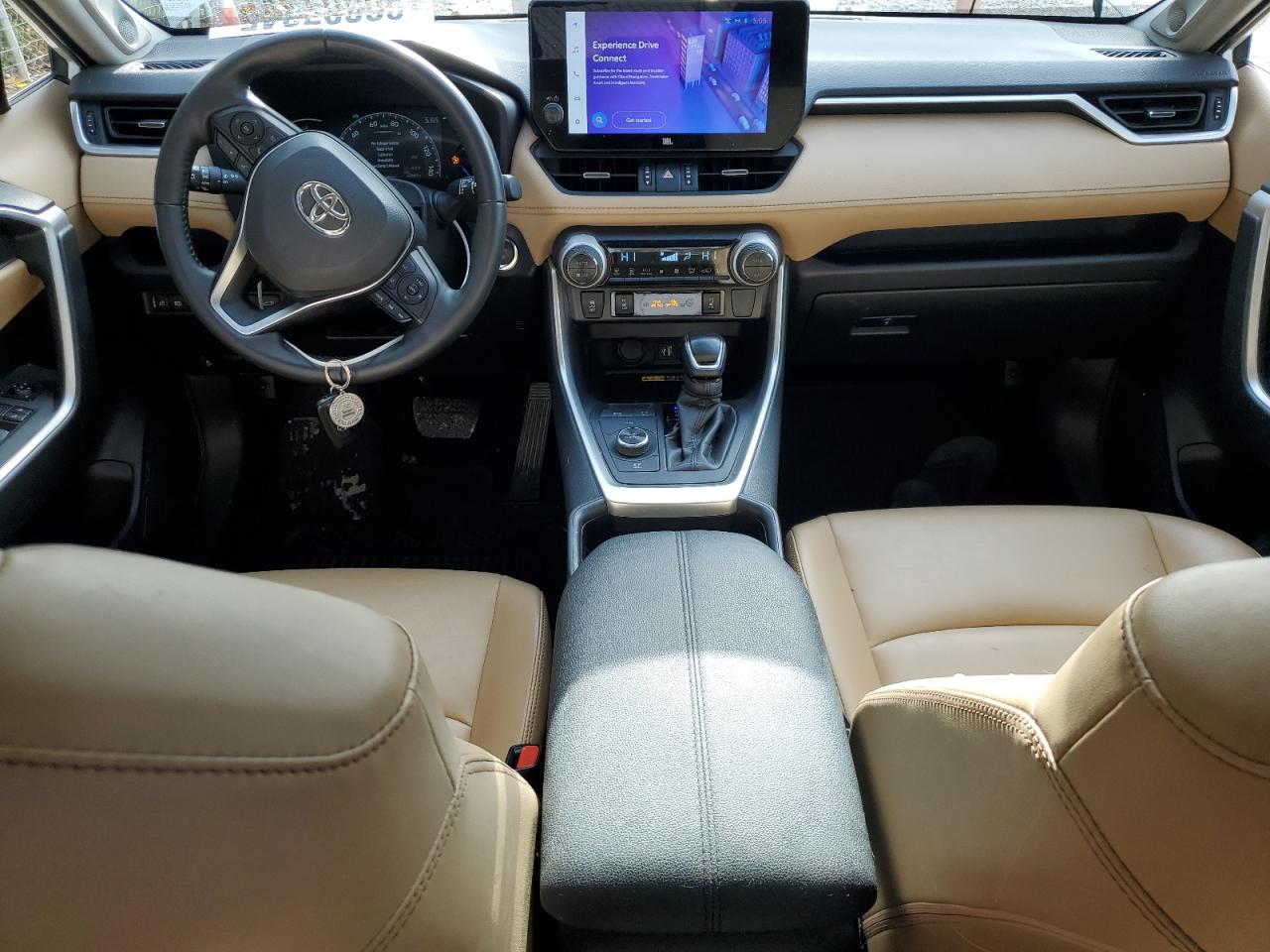TOYOTA RAV4 XLE PREMIUM