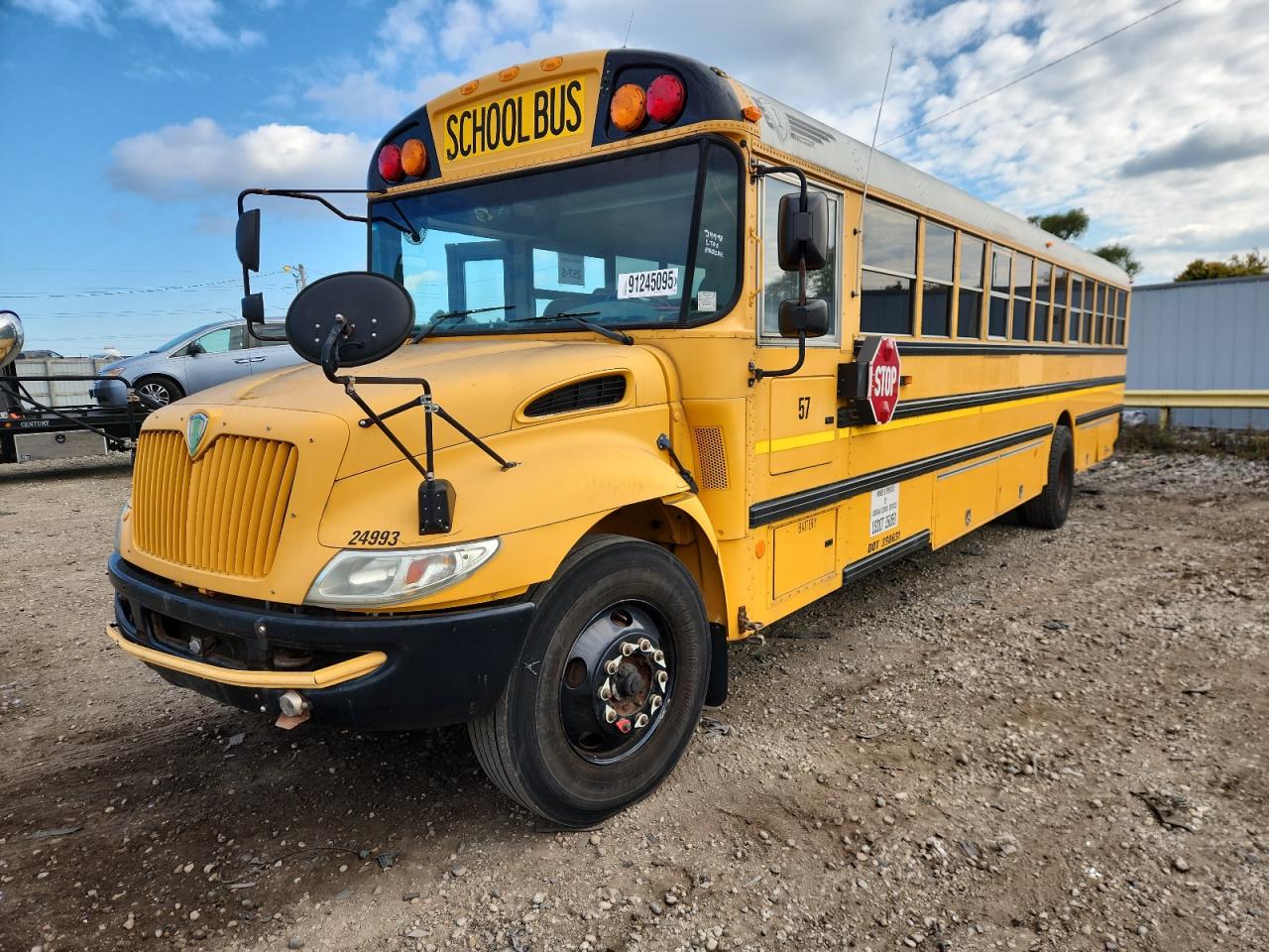 Lot #3285832950 2014 IC CORPORATION 3000 CE