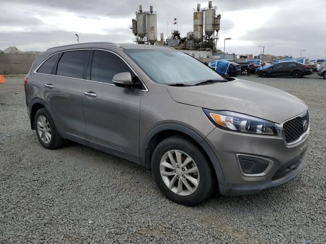 2016 KIA SORENTO LX 5XYPG4A31GG143876