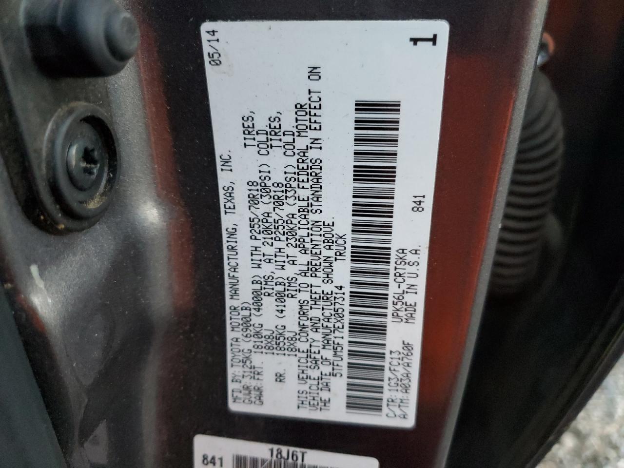 TOYOTA TUNDRA DOUBLE CAB SR