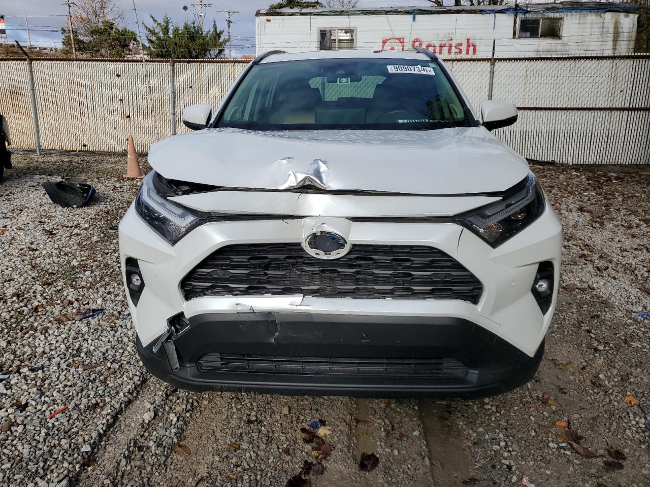 TOYOTA RAV4 XLE PREMIUM