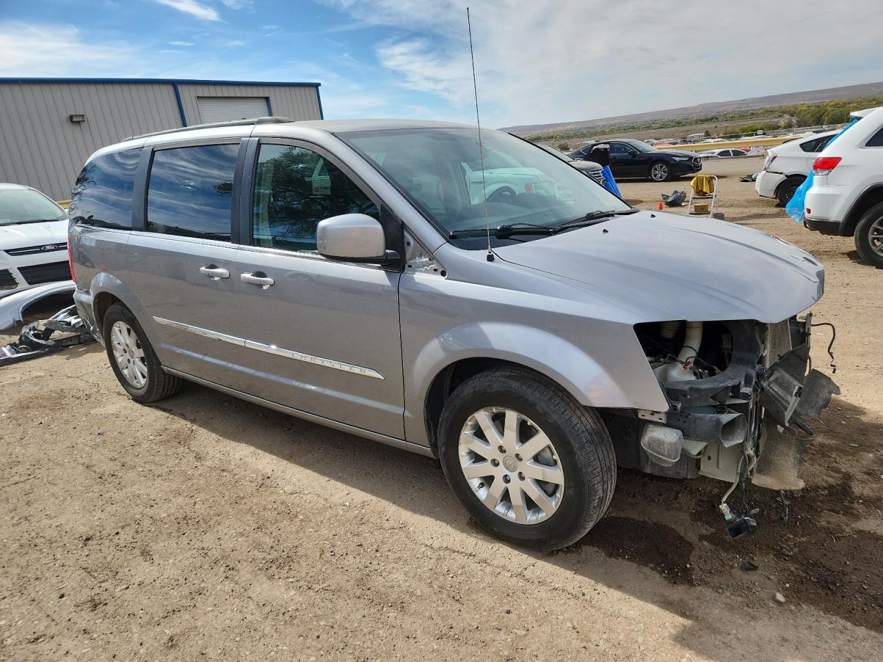 CHRYSLER TOWN & COUNTRY TOURING