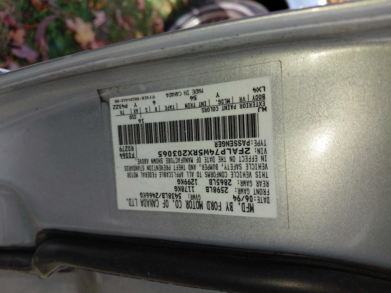 Lot #3276364728 1994 FORD CROWN VICT