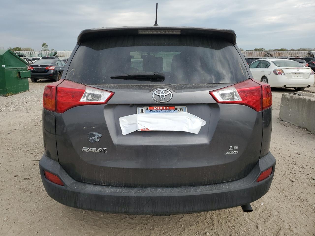 TOYOTA RAV4 LE