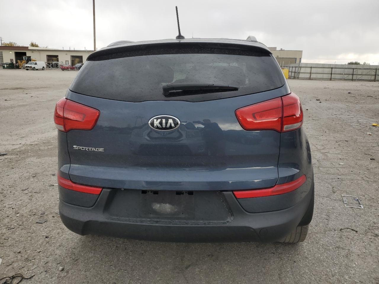KIA SPORTAGE LX