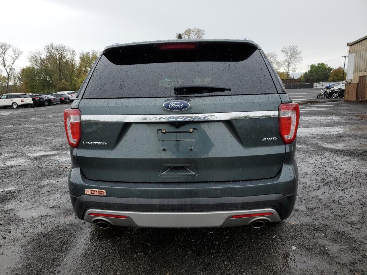 FORD EXPLORER LIMITED