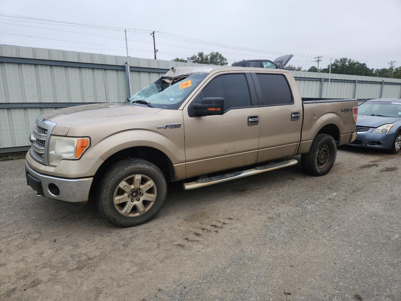 FORD F-150 SUPERCREW