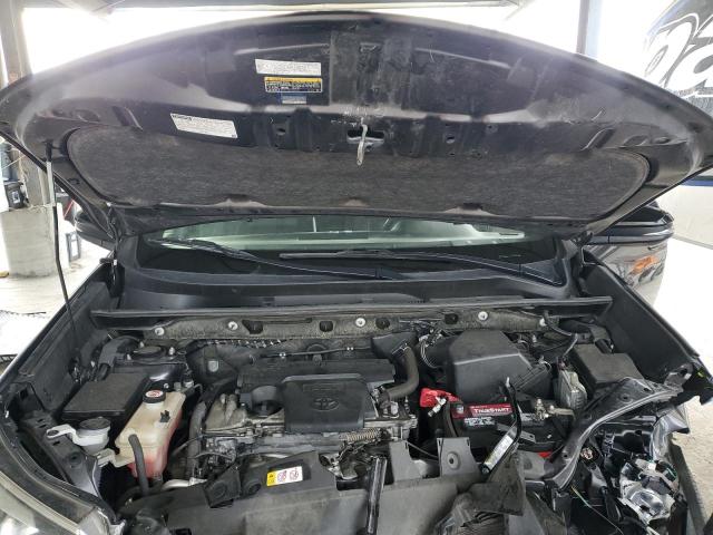 2018 TOYOTA RAV4 SE JTMNFREV7JJ179002