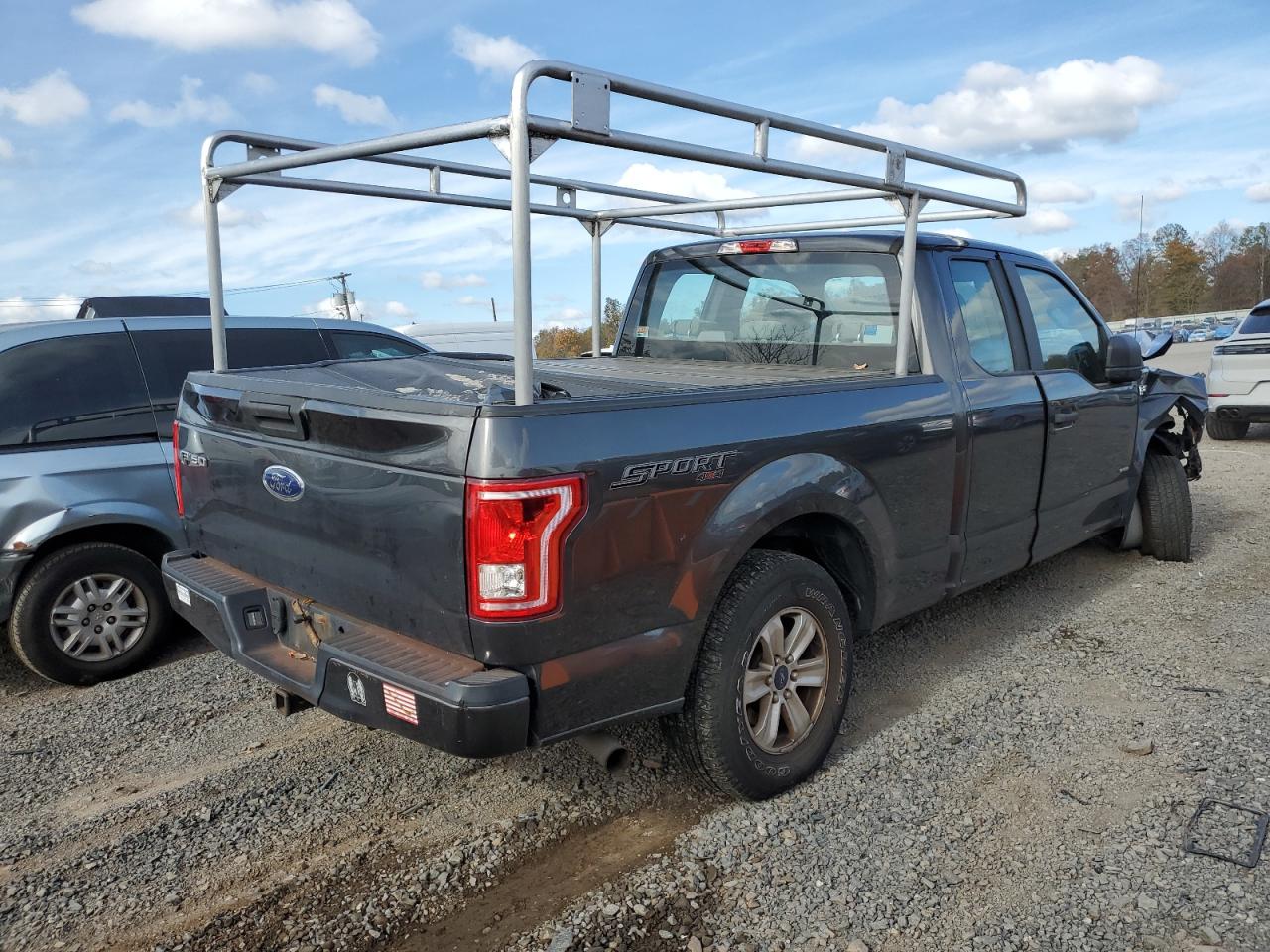 FORD F-150 SUPER CAB