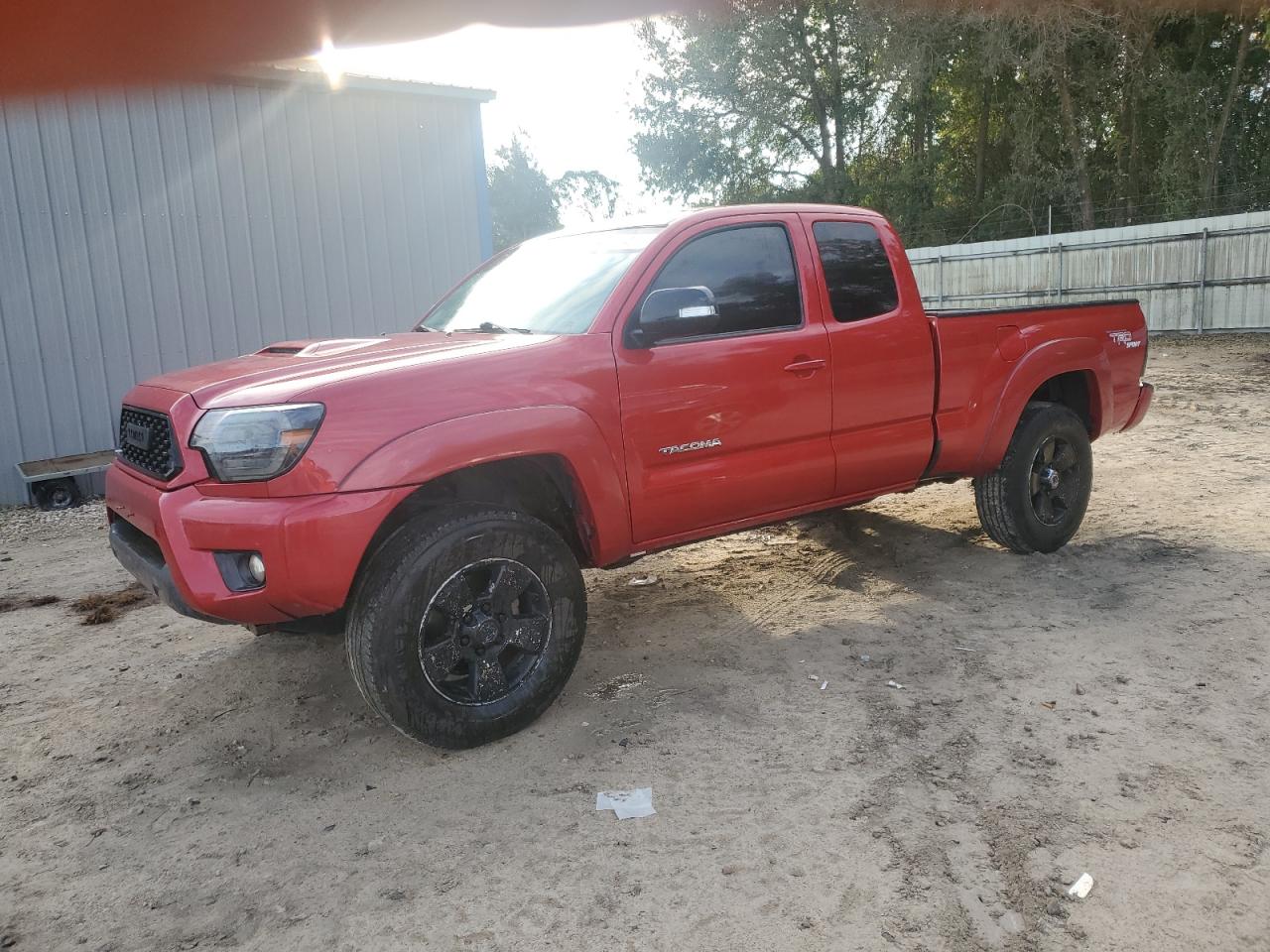 TOYOTA TACOMA