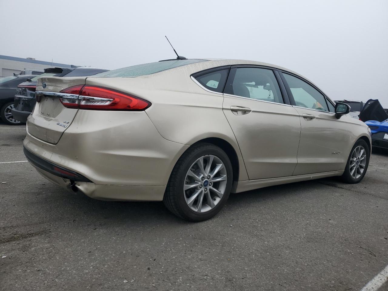 FORD FUSION SE HYBRID