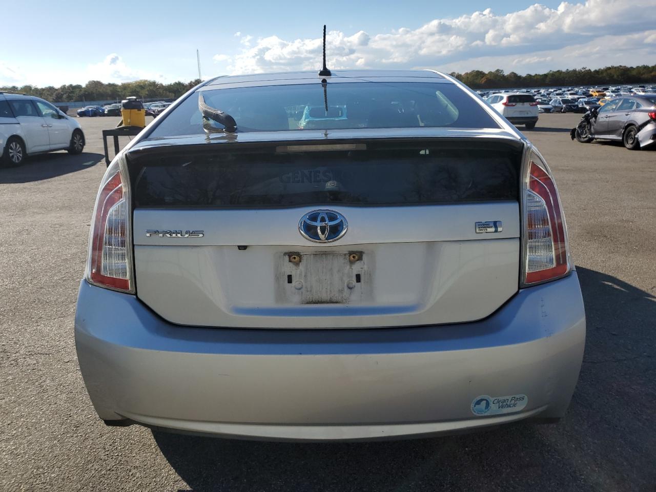 TOYOTA PRIUS