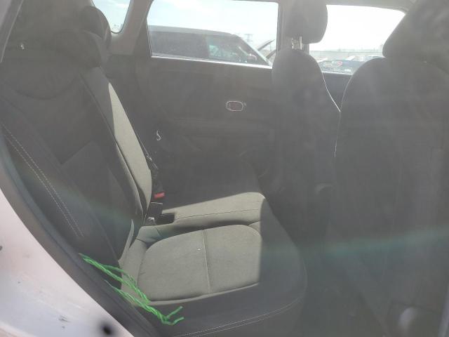 2018 KIA SOUL KNDJN2A27J7536650