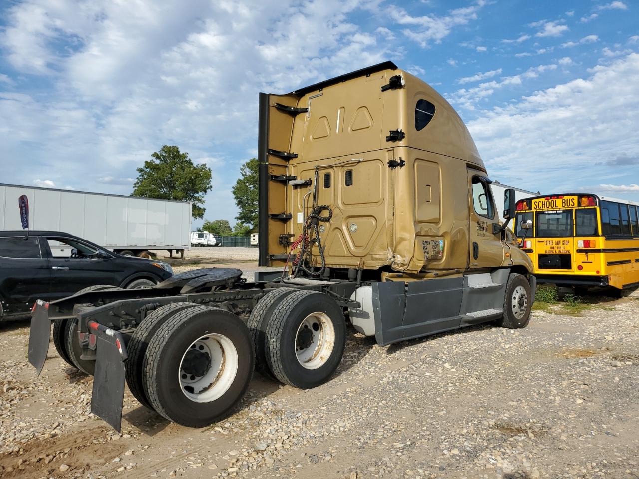 Lot #3284826543 2016 FREIGHTLINER CASCADIA 1
