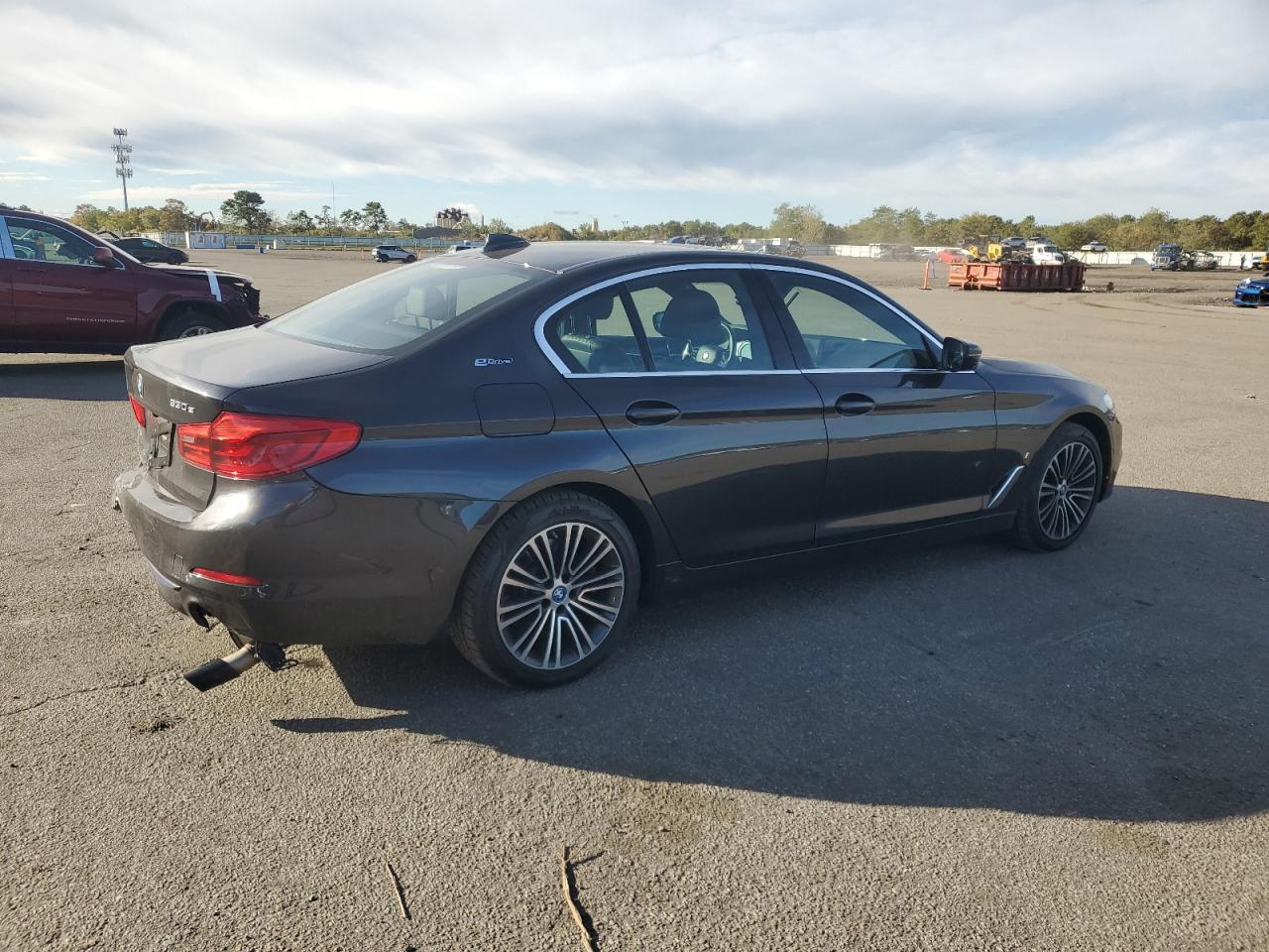 BMW 5 SERIES 530XE