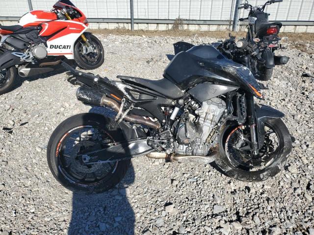 2022 KTM 890 DUKE R VBKTU9402NM829764