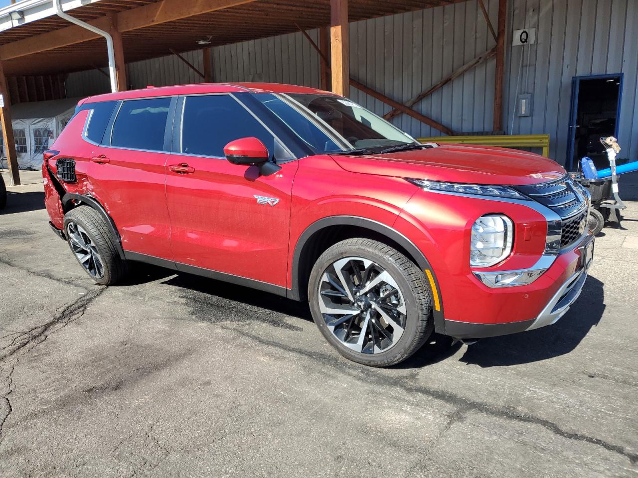 MITSUBISHI OUTLANDER SE