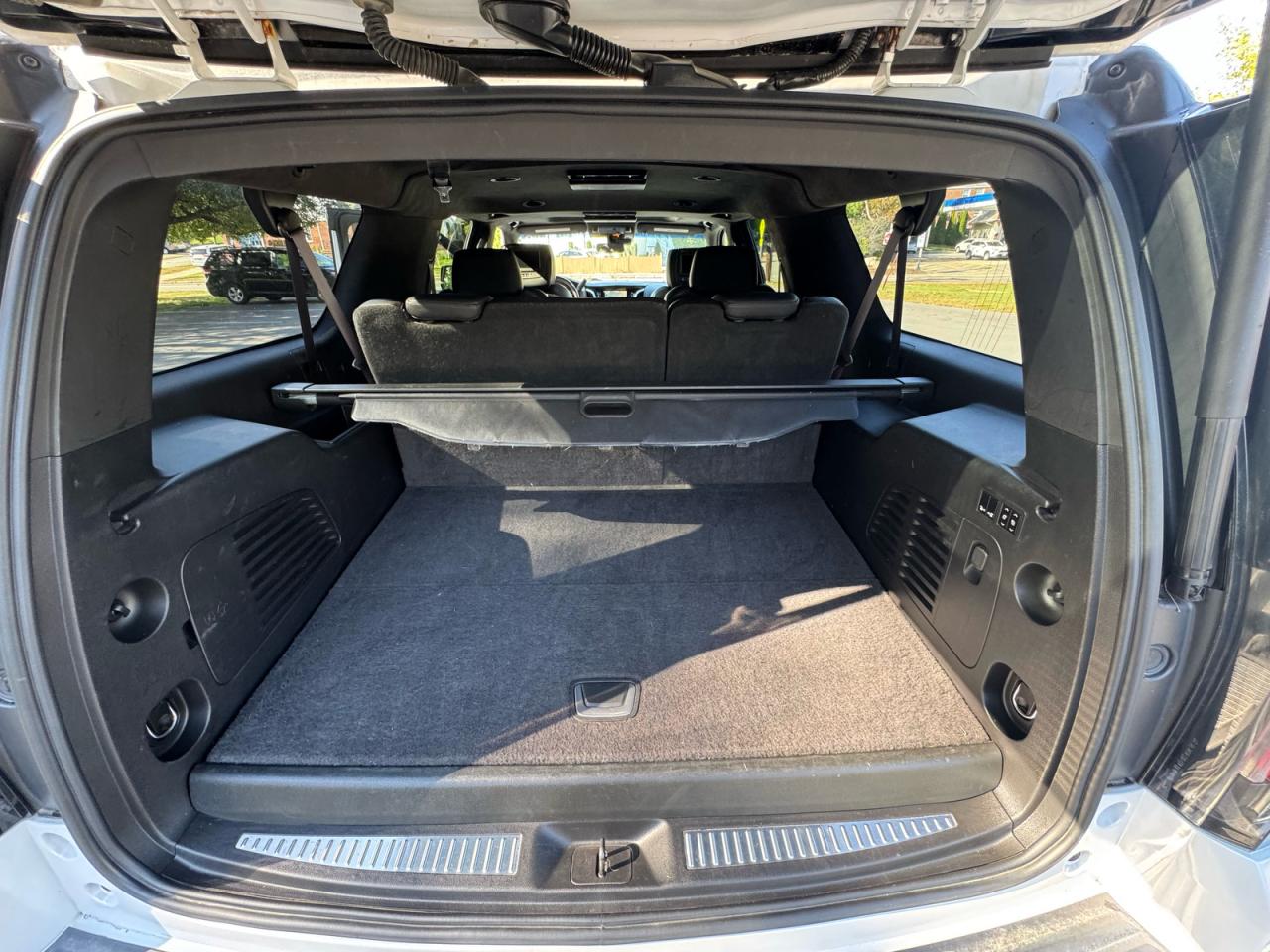 CADILLAC ESCALADE ESV PLATINUM