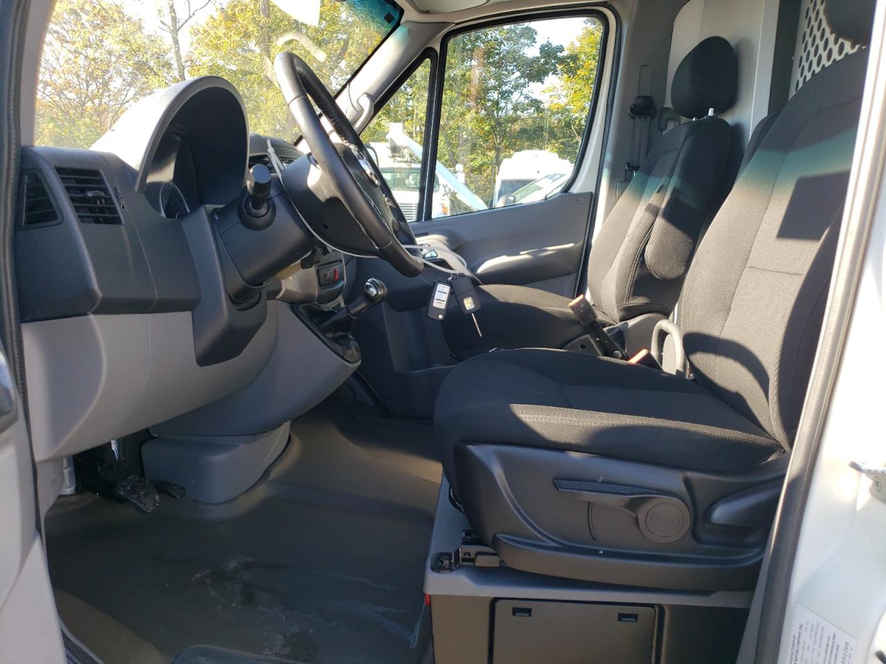 Lot #3286499271 2022 GREENPOWER MOTORS EVC210