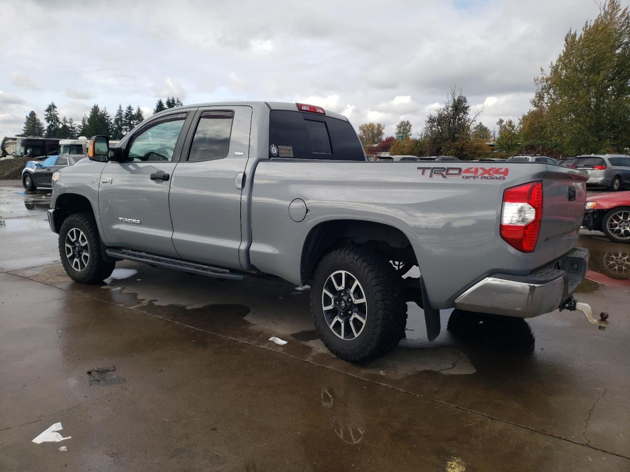 TOYOTA TUNDRA DOUBLE CAB SR