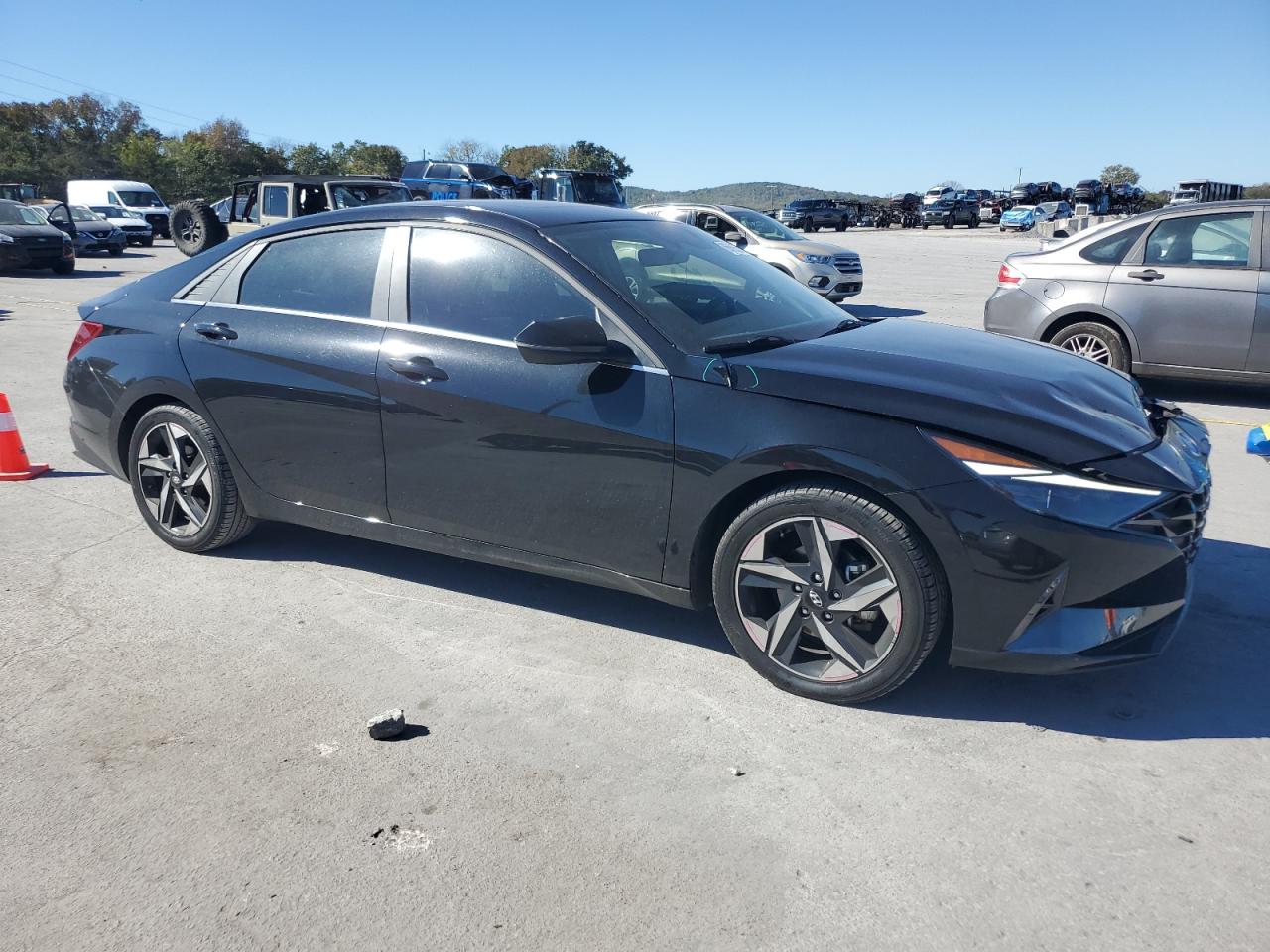 HYUNDAI ELANTRA LIMITED