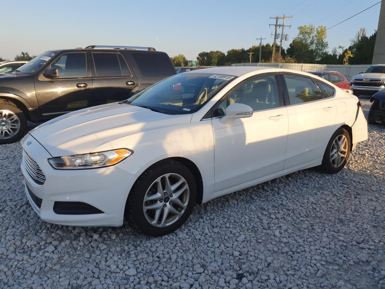 FORD FUSION SE