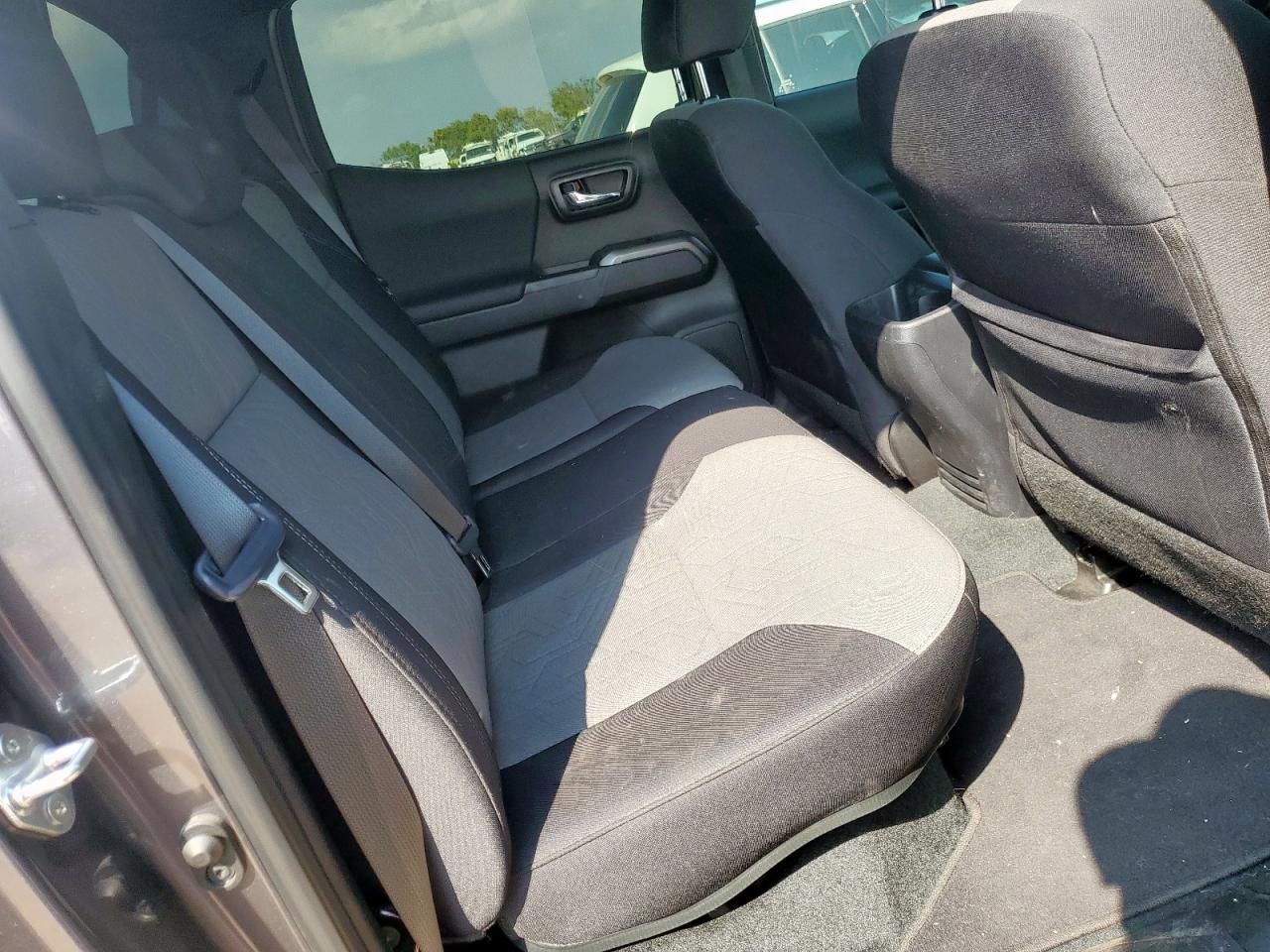 TOYOTA TACOMA DOUBLE CAB