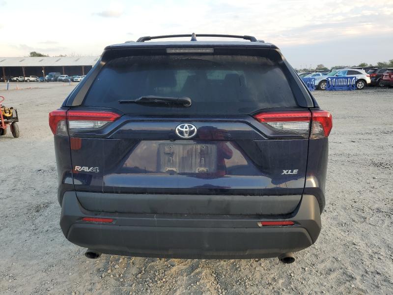 2021 TOYOTA RAV4 XLE P #3291549957