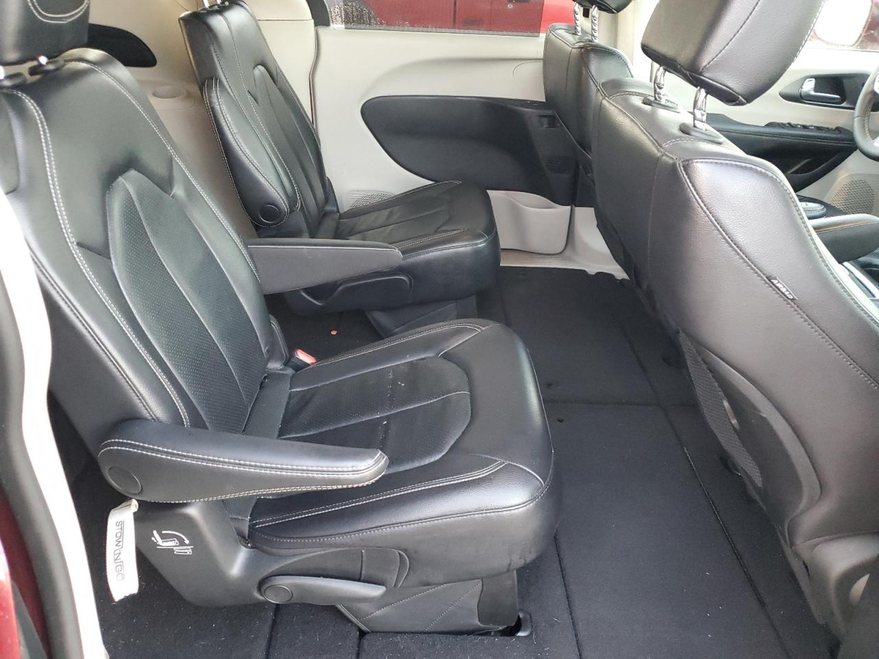 CHRYSLER PACIFICA TOURING L