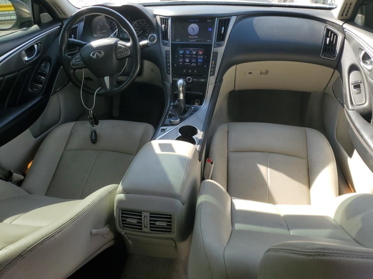 INFINITI Q50 PREMIUM