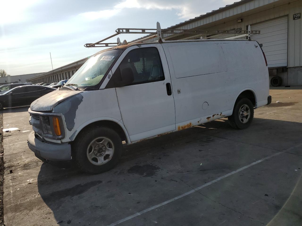 Lot #3270911419 2000 CHEVROLET EXPRESS G2