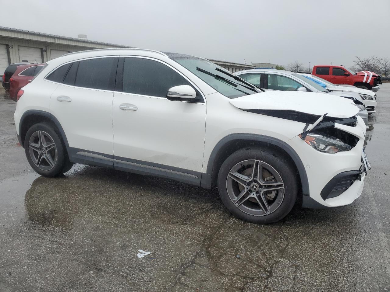 MERCEDES-BENZ GLA-CLASS 250 4MATIC