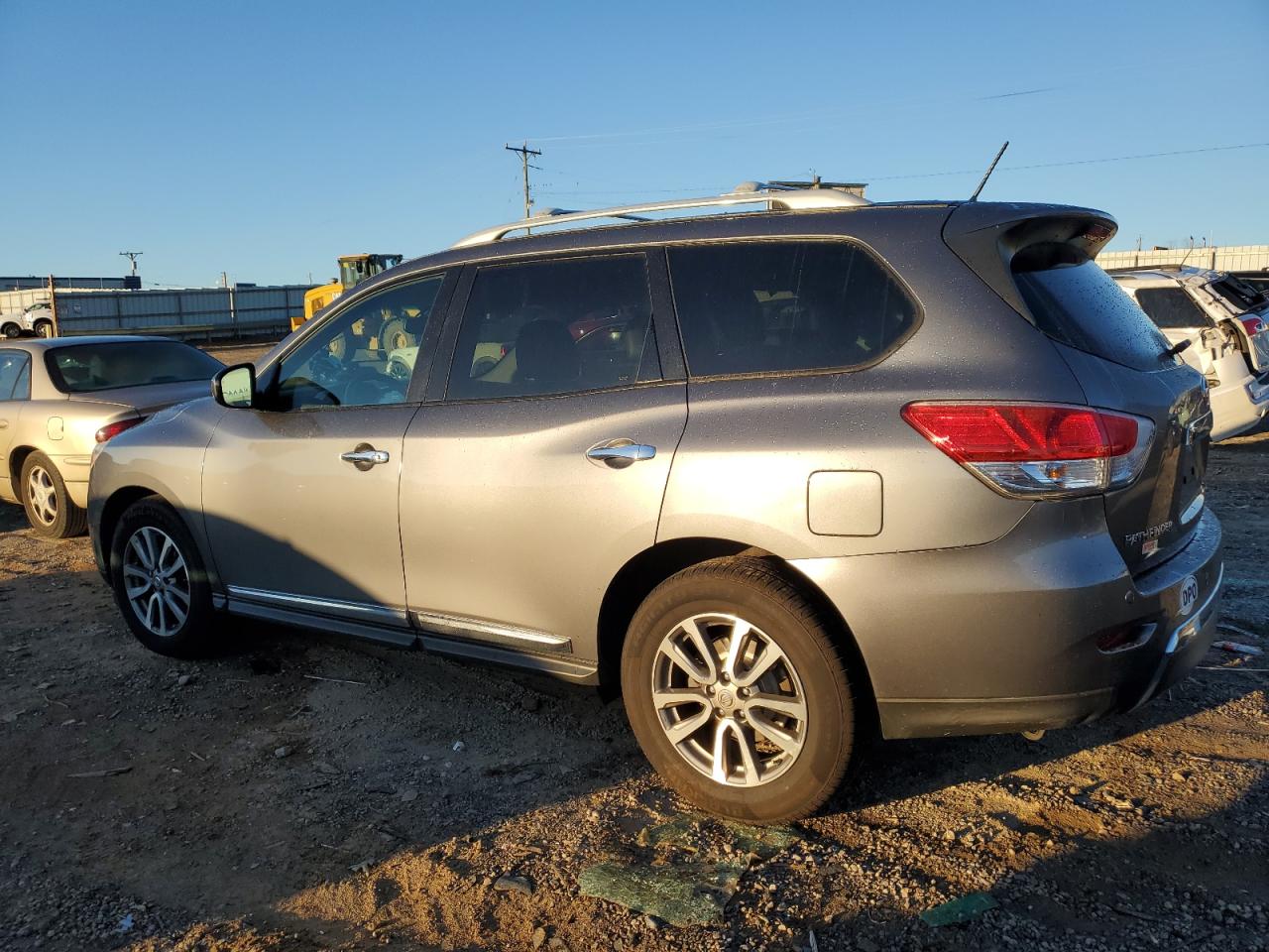 NISSAN PATHFINDER S