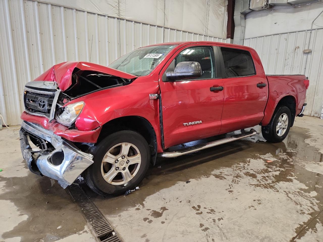 TOYOTA TUNDRA CREWMAX SR5