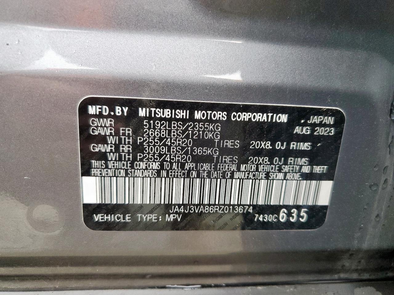 MITSUBISHI OUTLANDER SE