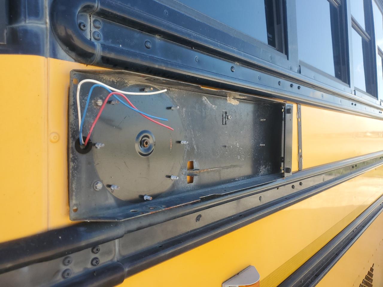 Lot #3273851183 2009 FREIGHTLINER SAF-T-LINER C2