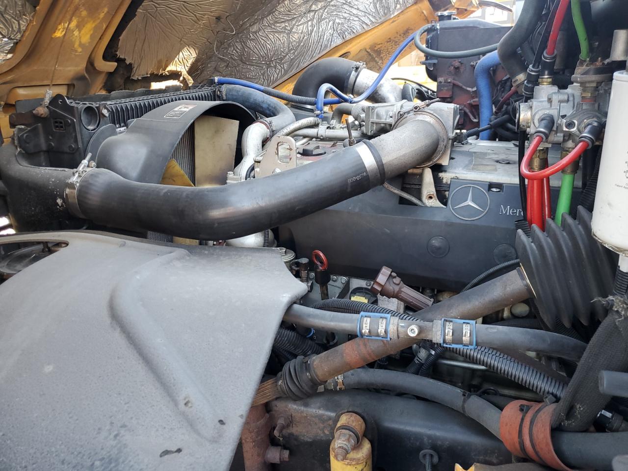 Lot #3276362788 2006 FREIGHTLINER SAF-T-LINER C2