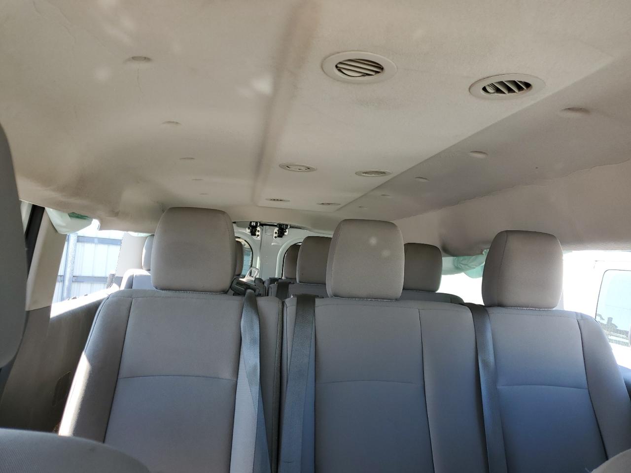 NISSAN NV3500 3500 S