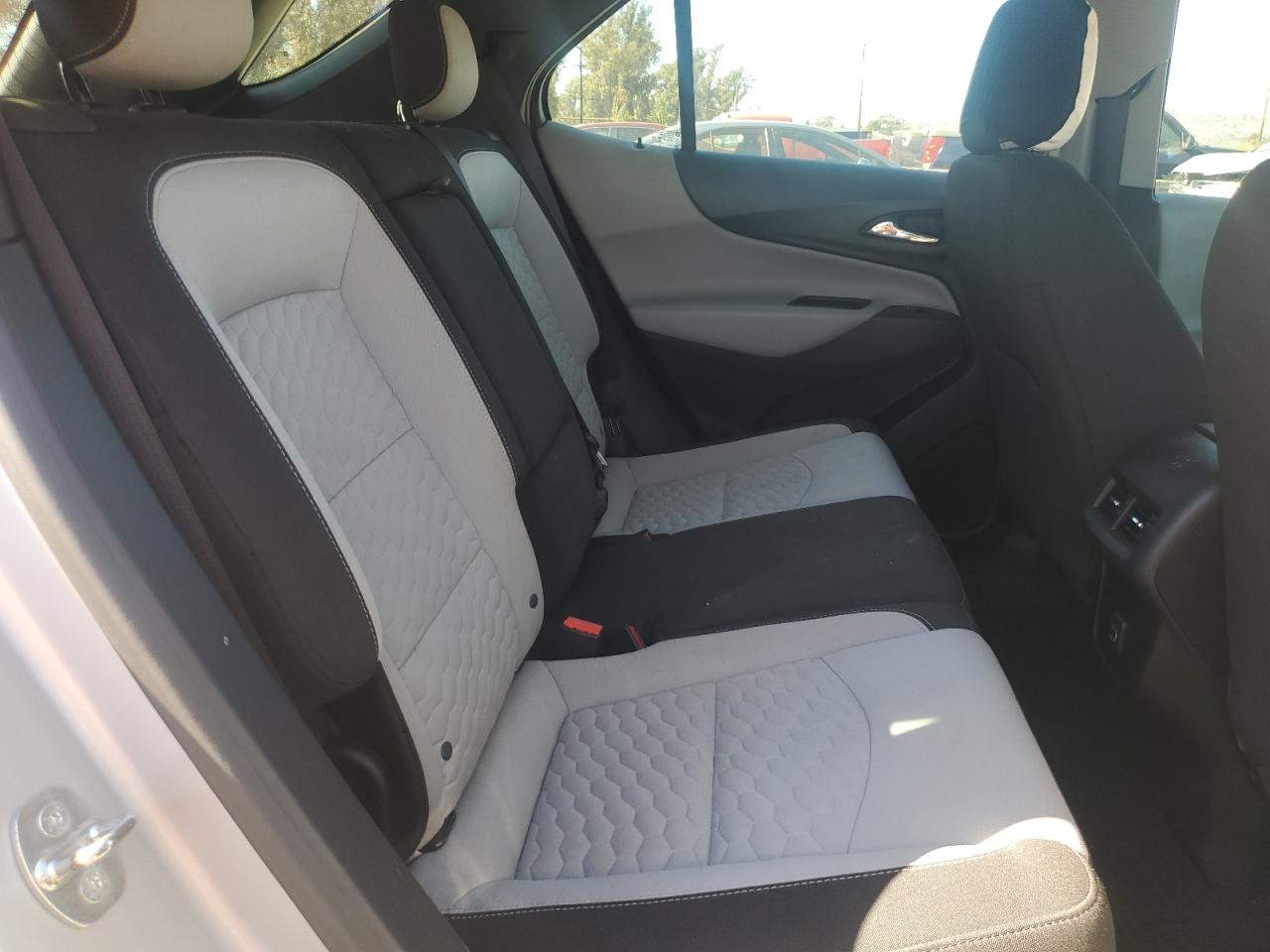 CHEVROLET EQUINOX LS