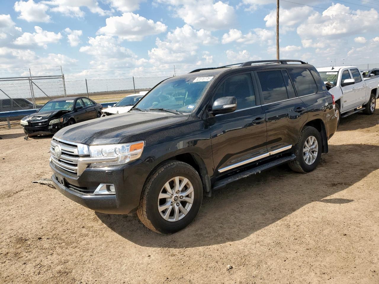 TOYOTA LAND CRUISER