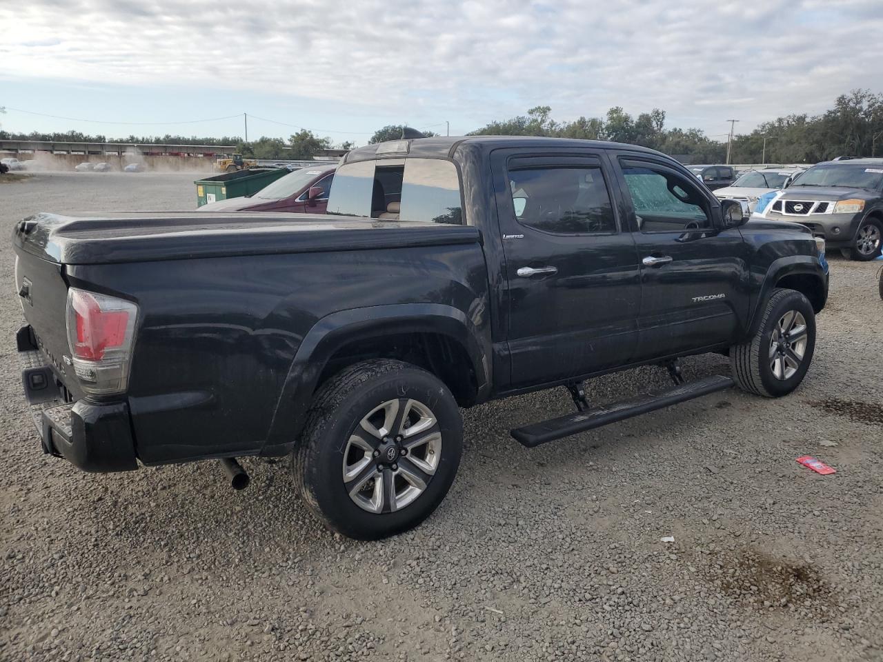 TOYOTA TACOMA DOUBLE CAB