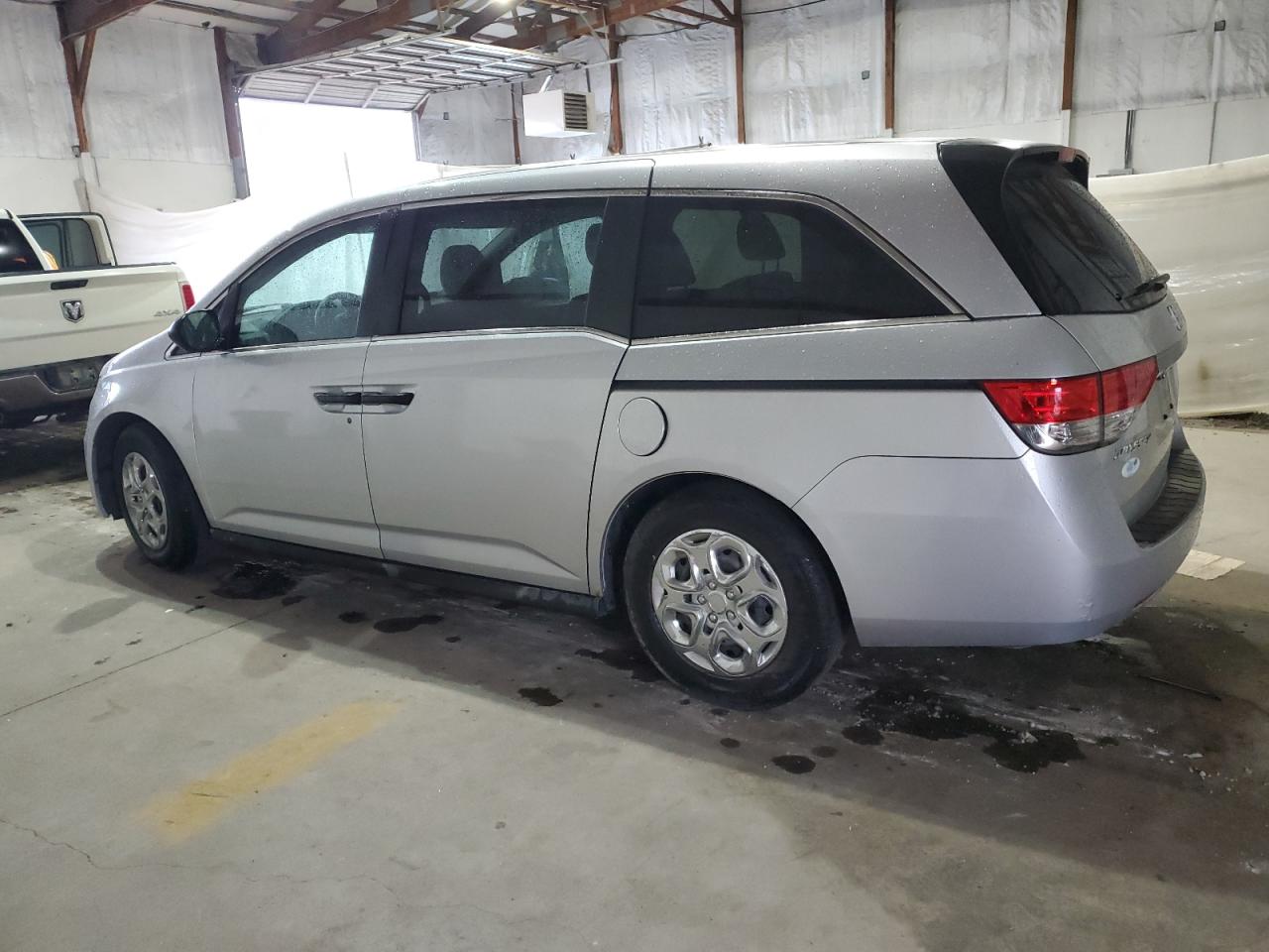 Lot #3284010858 2014 HONDA ODYSSEY LX