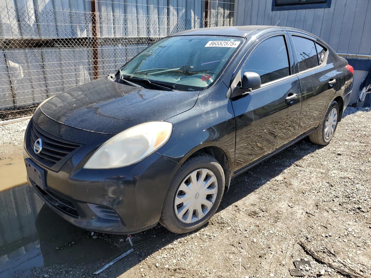 NISSAN VERSA S