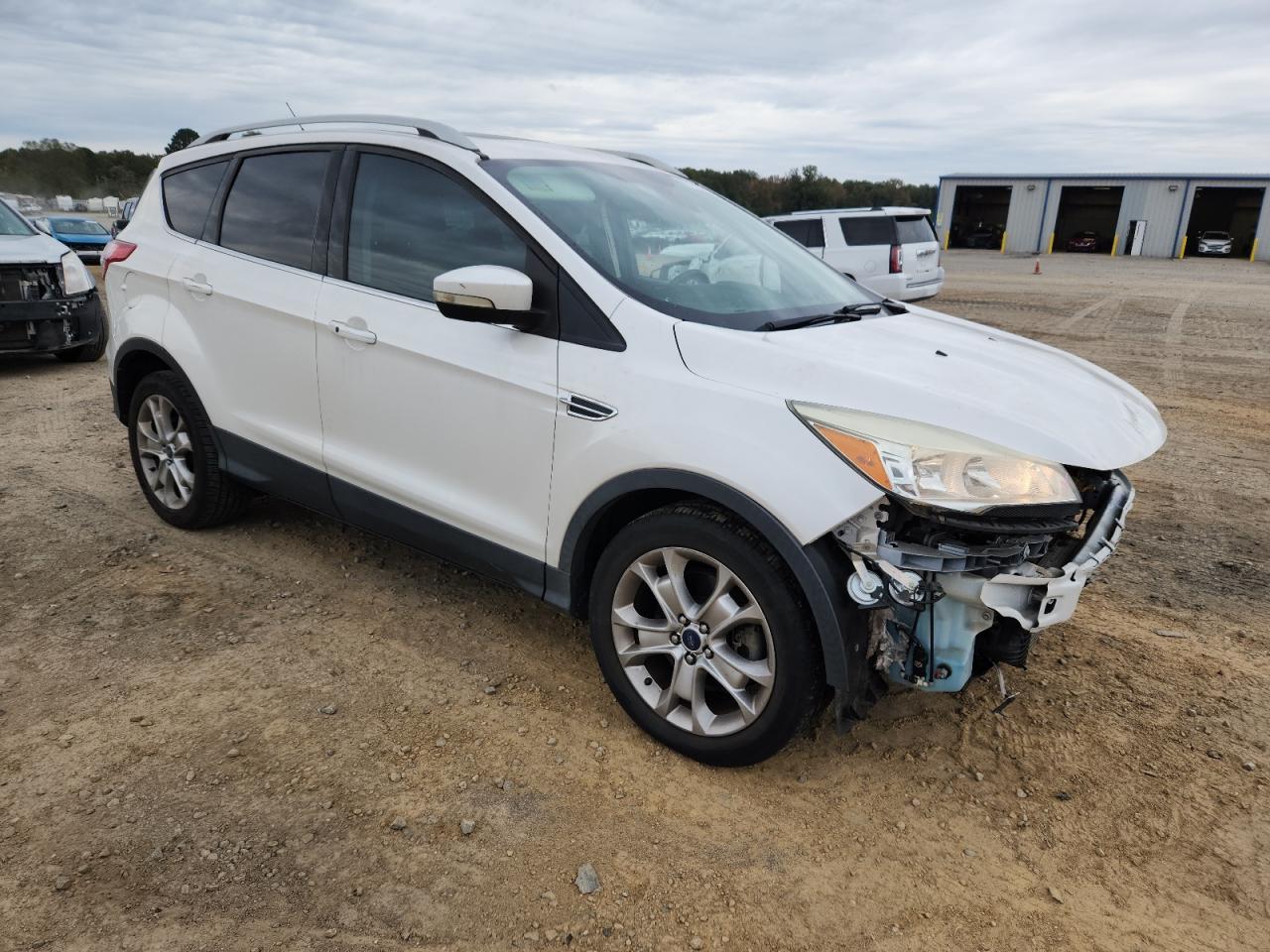 FORD ESCAPE TITANIUM
