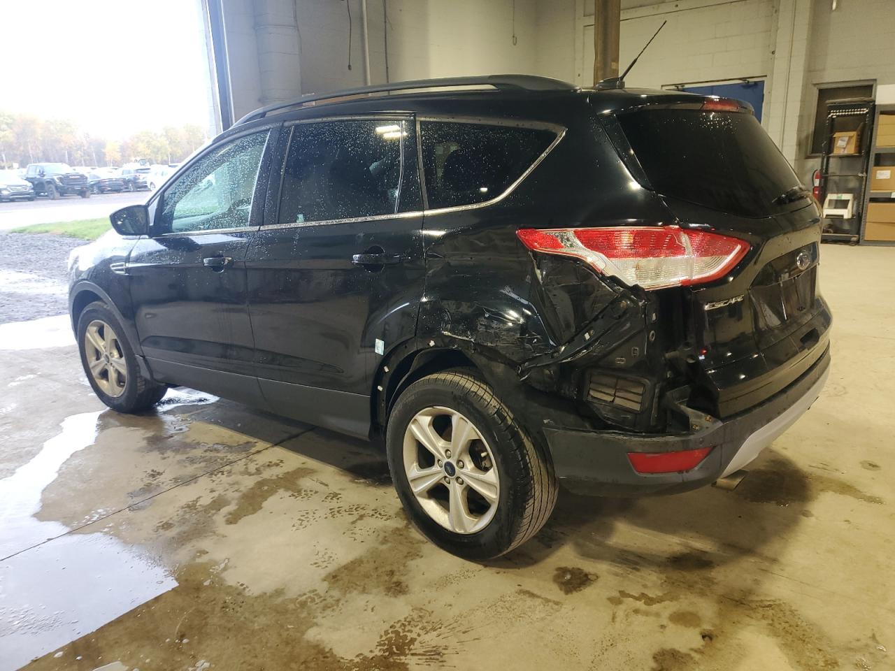 FORD ESCAPE SE